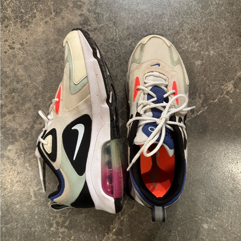 Nike AirMax 200 Trainers